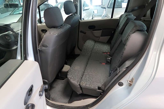 Renault Modus 8 of 13