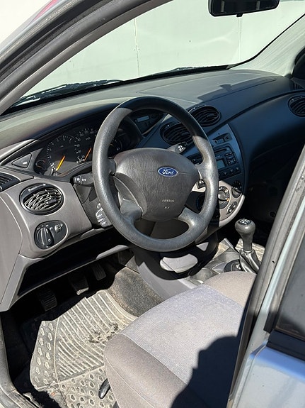 Ford Focus 5 of 5