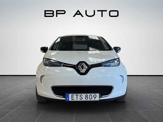 Renault Zoe 4 of 5