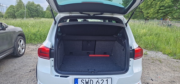 Volkswagen Tiguan 18 of 23