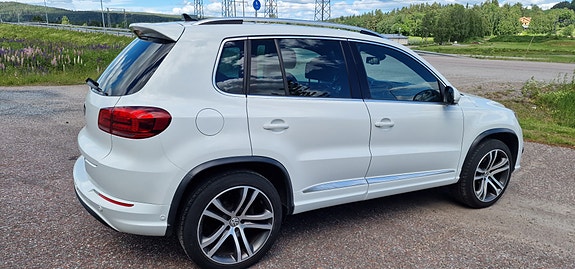 Volkswagen Tiguan 4 of 23