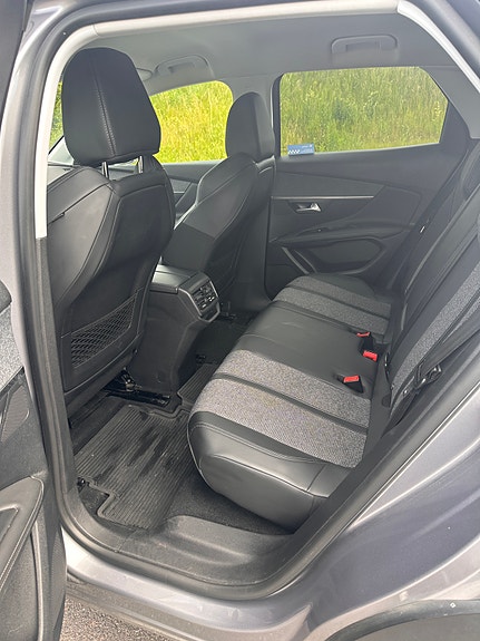 Peugeot 3008 5 of 5