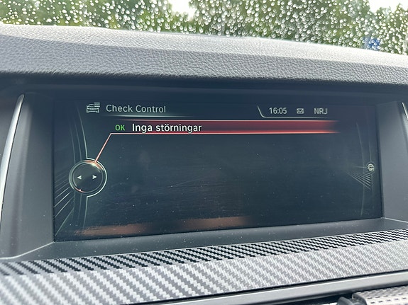 BMW 520d 14 of 15