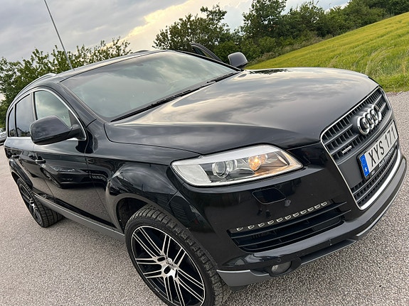 Audi Q7 5 of 30
