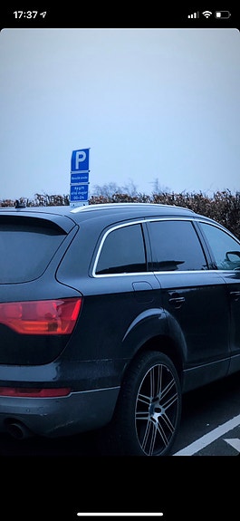 Audi Q7 9 of 30