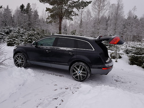 Audi Q7 30 of 30