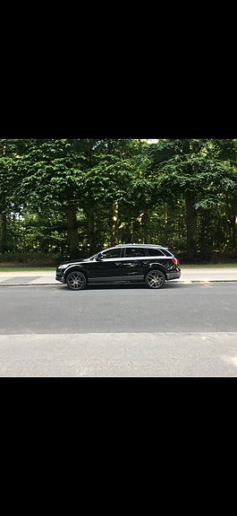 Audi Q7 10 of 30