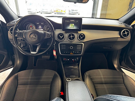 Mercedes-Benz CLA220 d 21 of 23