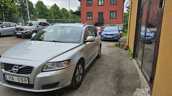 Volvo V50 8 of 12