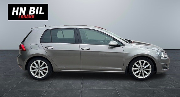 Volkswagen Golf VII 6 of 22