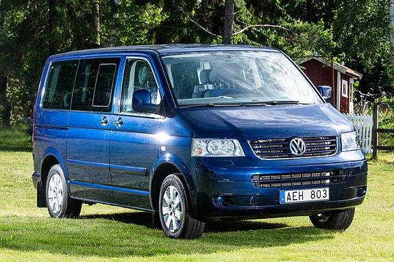 Volkswagen Multivan 3 of 5