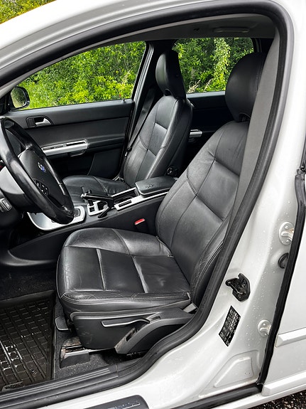 Volvo V50 6 of 9