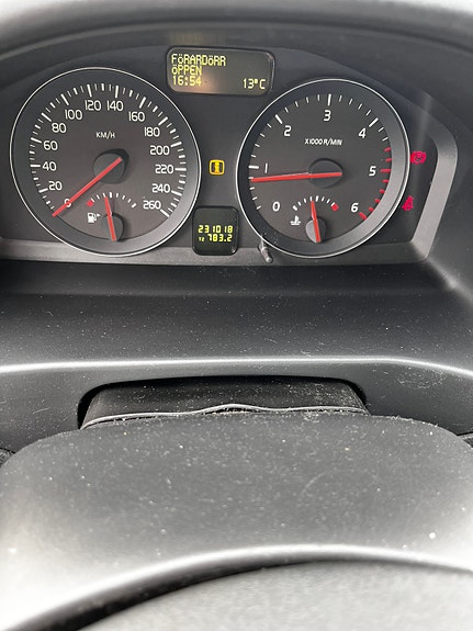 Volvo V50 7 of 9