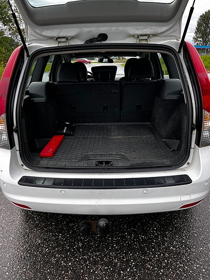 Volvo V50 9 of 9