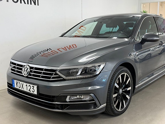 Volkswagen Passat 3 of 5