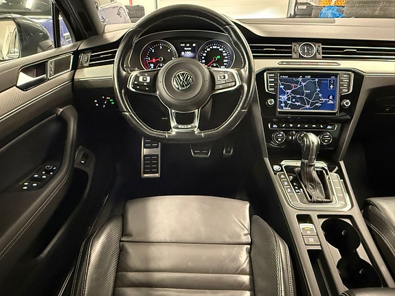 Volkswagen Passat 21 of 27