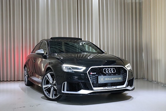 Audi RS3 2 of 5