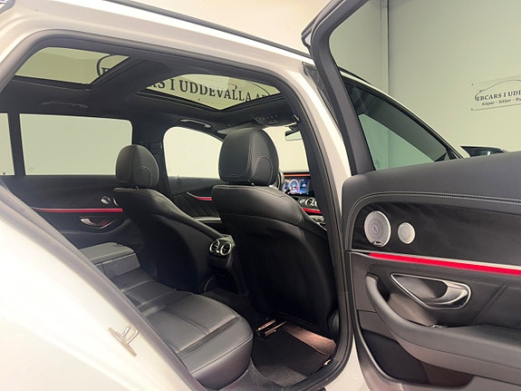 Mercedes-Benz E63 11 of 30