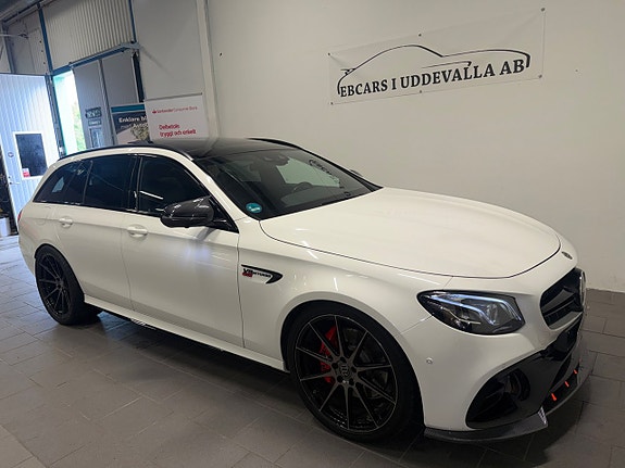 Mercedes-Benz E63 2 of 5