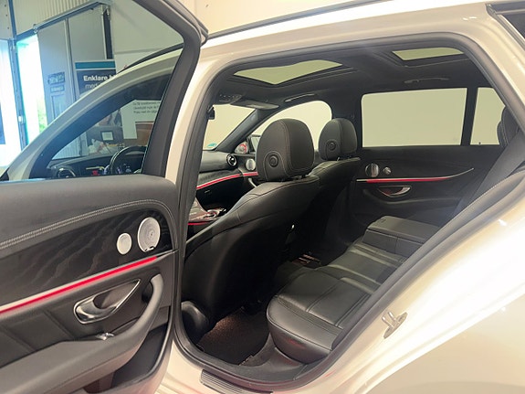 Mercedes-Benz E63 12 of 30