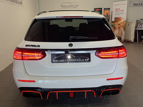 Mercedes-Benz E63 4 of 5
