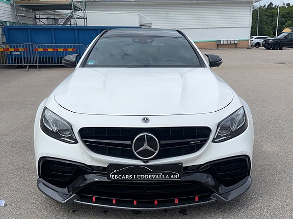 Mercedes-Benz E63 27 of 30