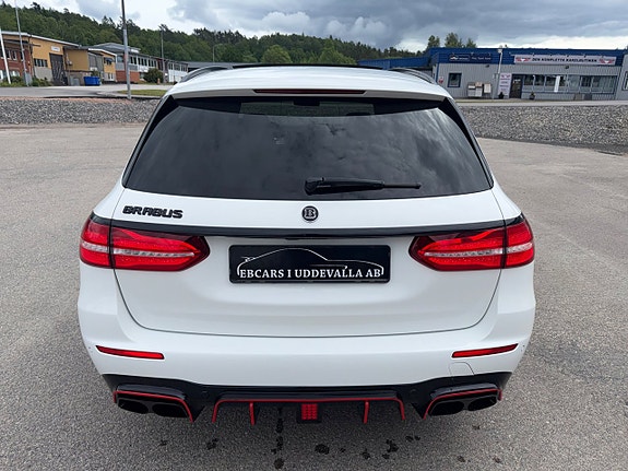 Mercedes-Benz E63 22 of 30