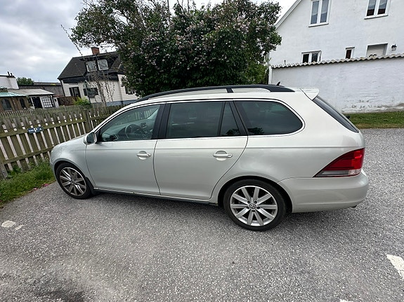 Volkswagen Golf VI 4 of 5