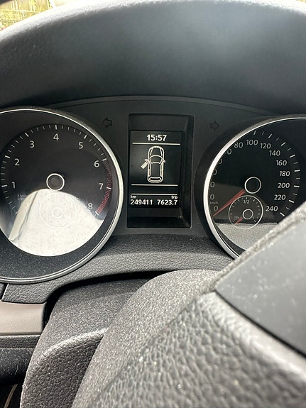 Volkswagen Golf VI 9 of 15