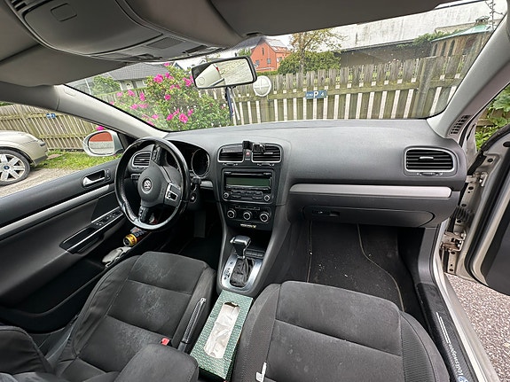 Volkswagen Golf VI 7 of 15