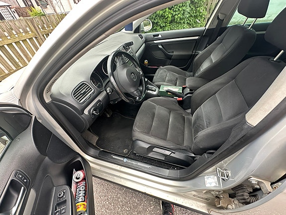 Volkswagen Golf VI 14 of 15