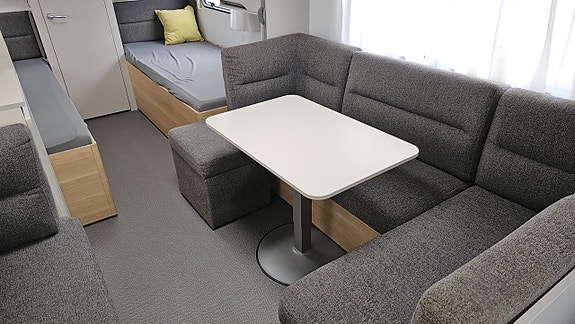 Adria ADORA 613 HT Långbädd 9 of 14