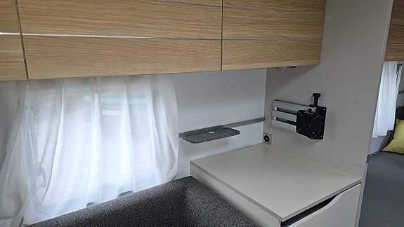 Adria ADORA 613 HT Långbädd 7 of 14