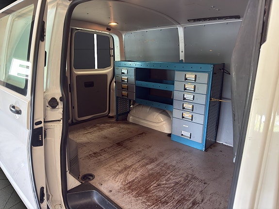 Volkswagen Transporter 11 of 20