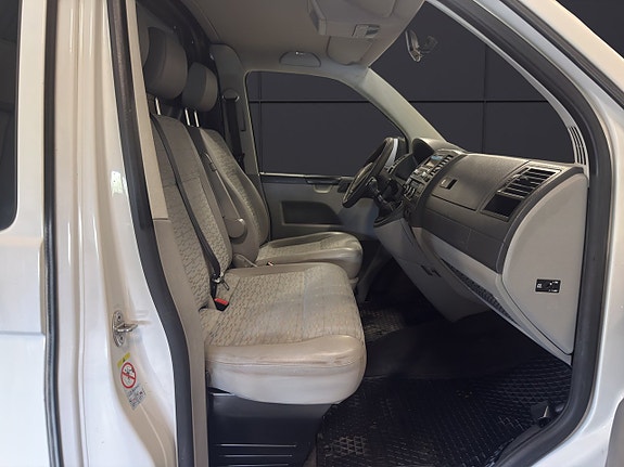 Volkswagen Transporter 10 of 20
