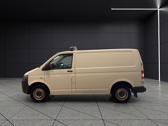 Volkswagen Transporter 3 of 5