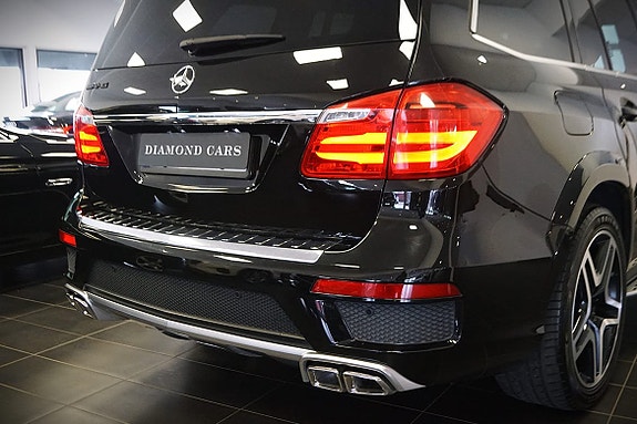 Mercedes-Benz GL350 3 of 22