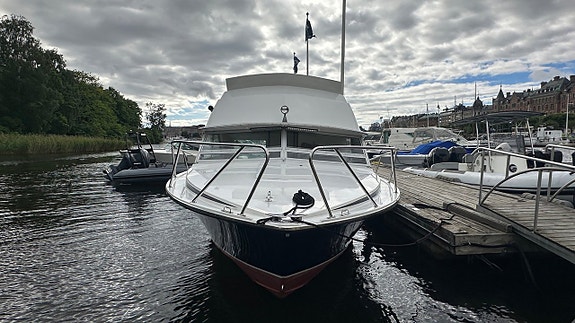 Bertram 28 Flybridge -1973 6 of 13