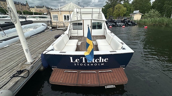 Bertram 28 Flybridge -1973 4 of 13