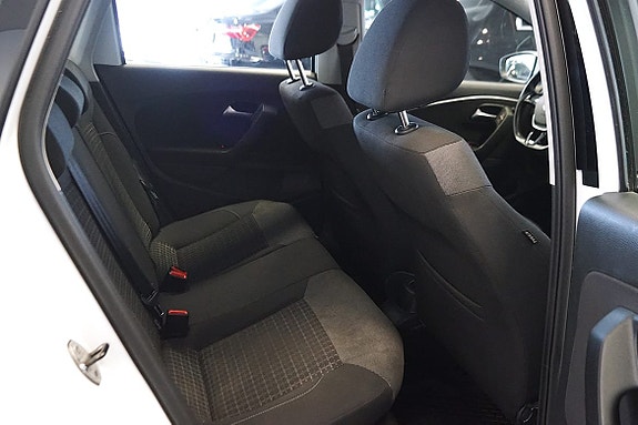 Volkswagen Polo 9 of 12