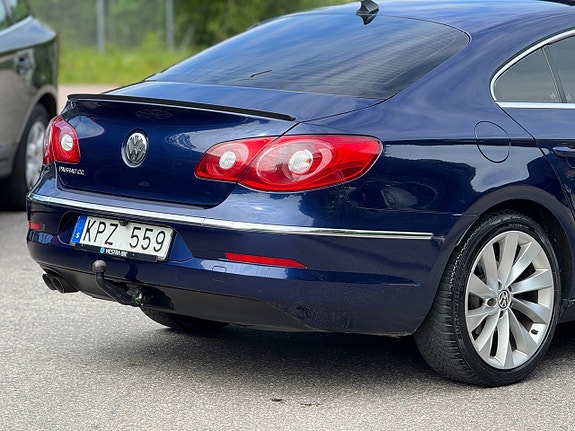 Volkswagen Passat CC 9 of 25
