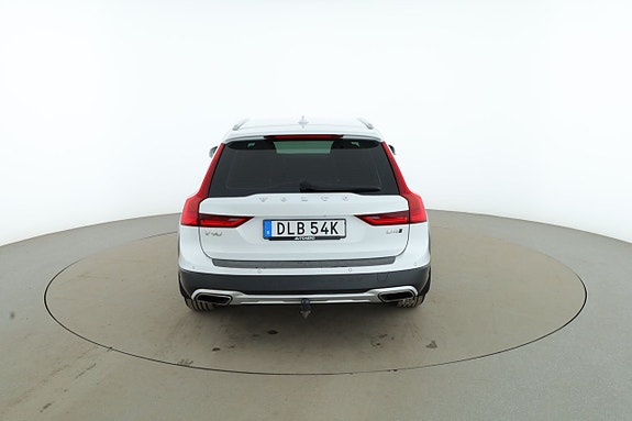 Volvo V90 Cross Country 4 of 5