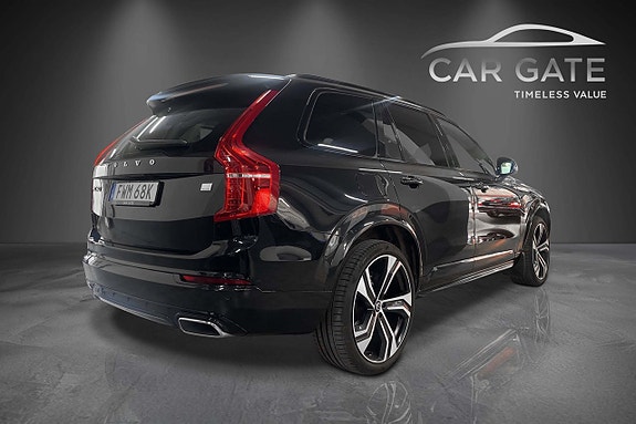 Volvo XC90 4 of 5