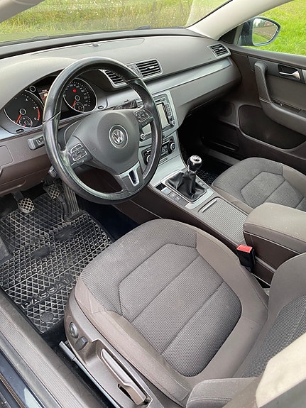 Volkswagen Passat 3 of 3
