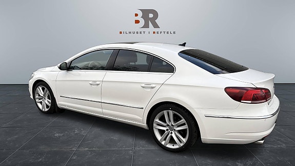 Volkswagen CC 4 of 5