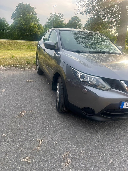 Nissan Qashqai 4 of 5