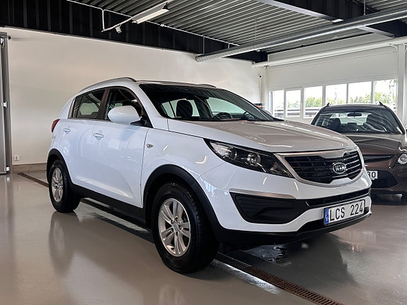 Kia Sportage 2 of 5