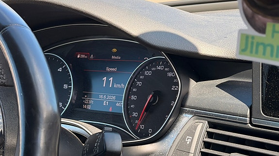 Audi A6 6 of 6