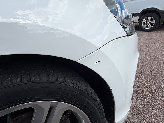 Volkswagen Polo 12 of 17