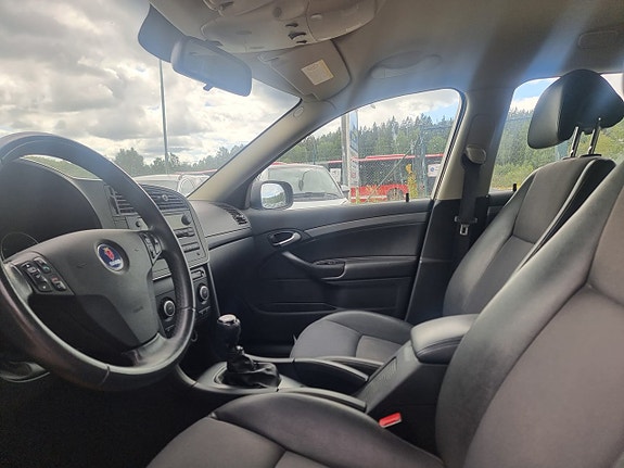 Saab 9-3 29 of 30
